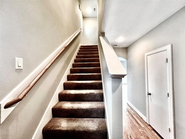 3731 Main Poplar Drive, Houston, TX 77025