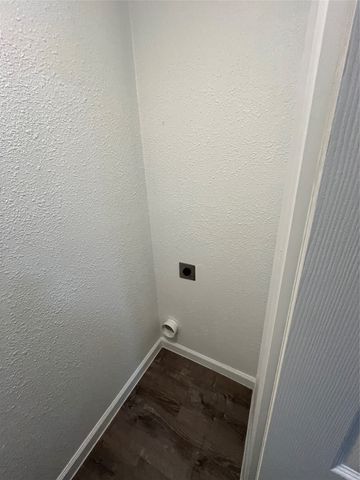 1227 S Montclair Avenue, Dallas, TX 75208