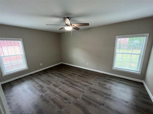 1227 S Montclair Avenue, Dallas, TX 75208