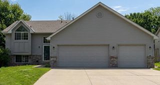 1497 Homestead Street, Shakopee, MN 55379