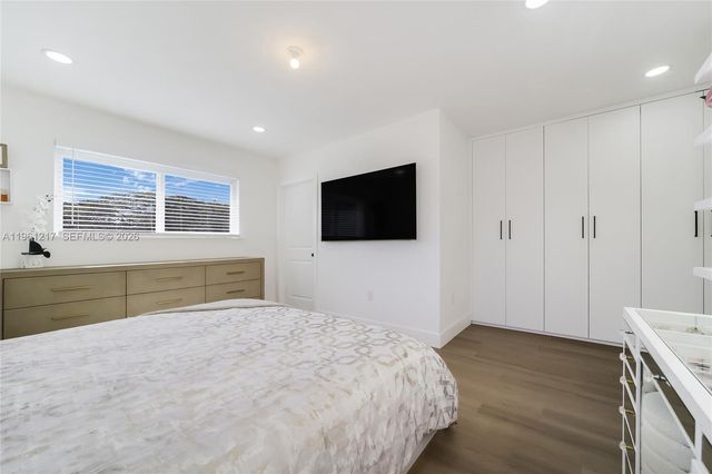 45 NE 124th Ter, North Miami, FL 33161