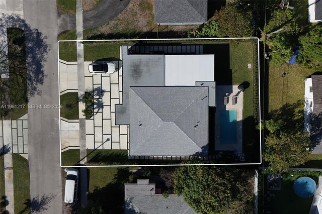 45 NE 124th Ter, North Miami, FL 33161