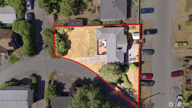 9725 Phinney Avenue N, Seattle, WA 98103