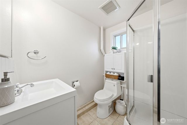 9725 Phinney Avenue N, Seattle, WA 98103