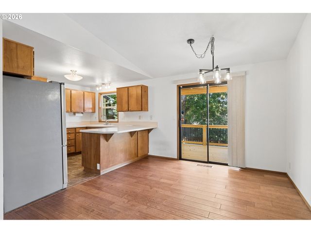 7495 Sw 172ND Ave, Beaverton, OR 97007