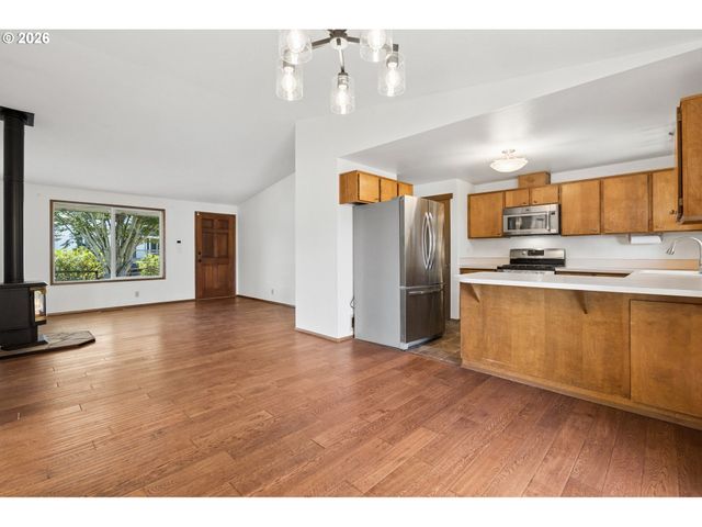 7495 Sw 172ND Ave, Beaverton, OR 97007