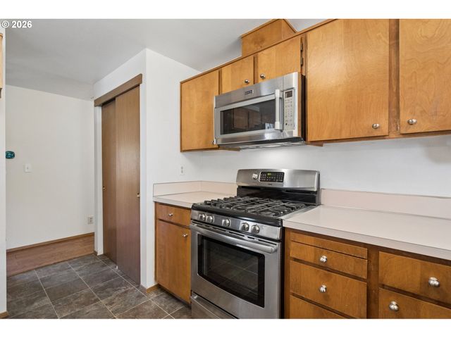 7495 Sw 172ND Ave, Beaverton, OR 97007