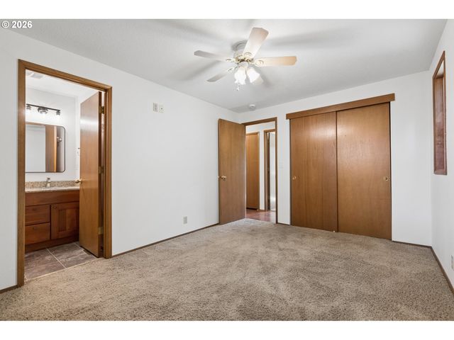 7495 Sw 172ND Ave, Beaverton, OR 97007
