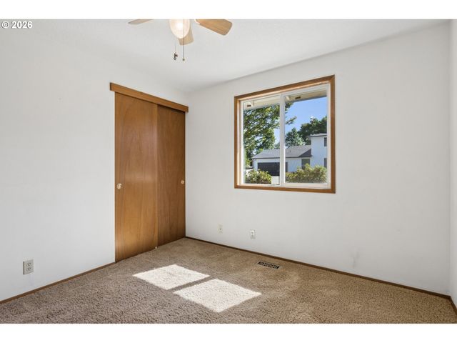 7495 Sw 172ND Ave, Beaverton, OR 97007