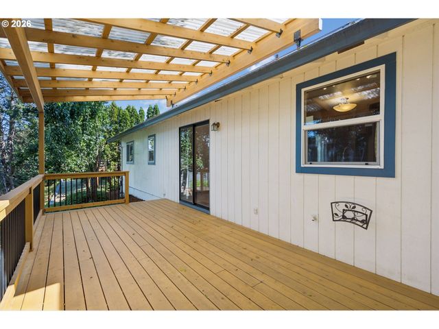 7495 Sw 172ND Ave, Beaverton, OR 97007