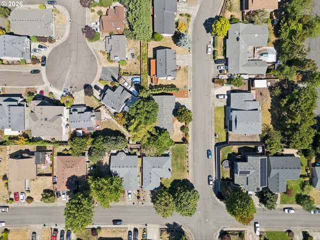 7495 Sw 172ND Ave, Beaverton, OR 97007