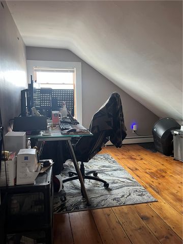 5 Lee Street, Providence, RI 02903