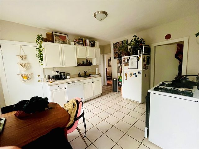 5 Lee Street, Providence, RI 02903