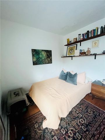 5 Lee Street, Providence, RI 02903