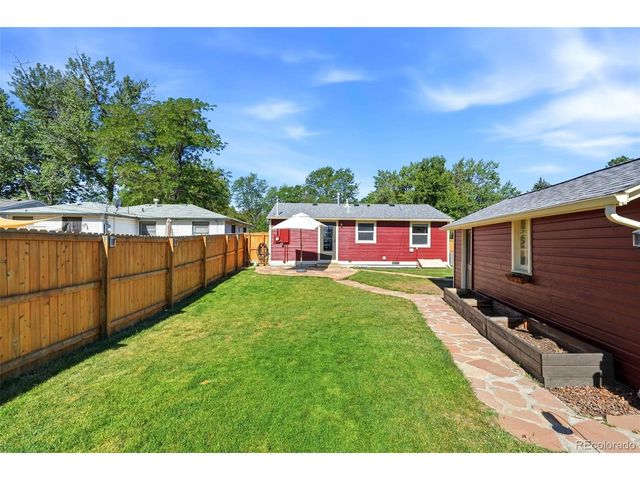 1346 Venice St, Longmont, CO 80501