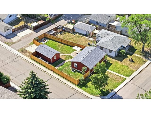 1346 Venice St, Longmont, CO 80501