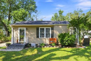 1268 E 33rd Court, Des Moines, IA 50317