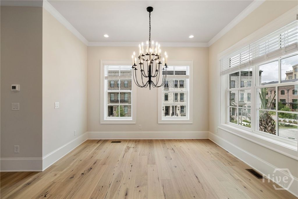 Image 15 of property listing at 354 Eastern Wharf Avenue, Savannah, GA 31401