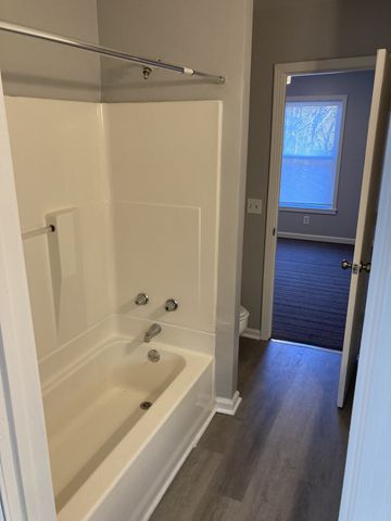 746 Holder Dr, Nashville, TN 37217