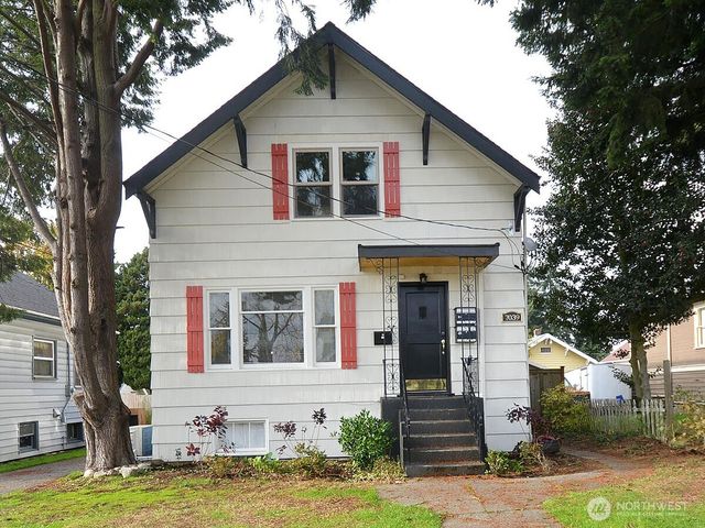 7039 24th Avenue NW, Seattle, WA 98117