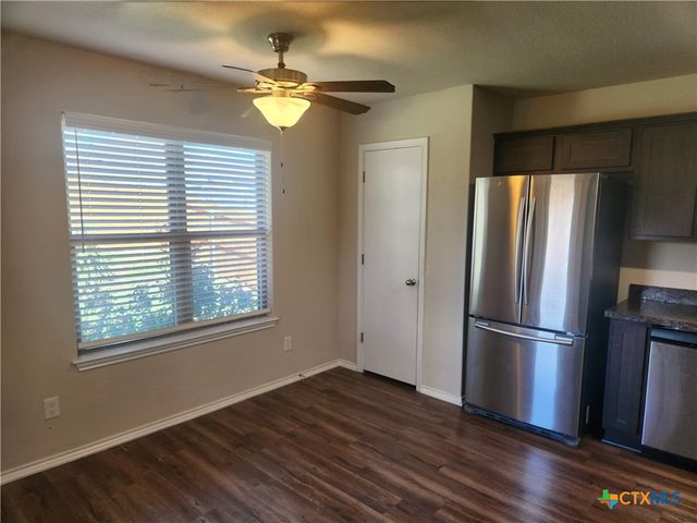 2320 Petersburg Lane, Temple, TX 76504