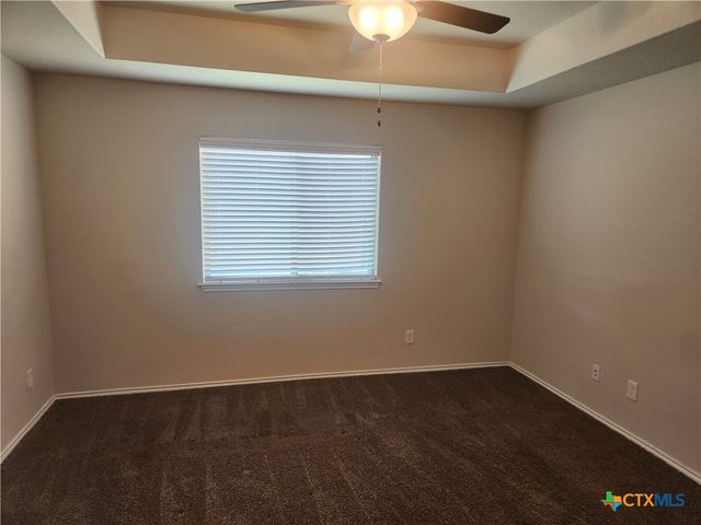 2320 Petersburg Lane, Temple, TX 76504