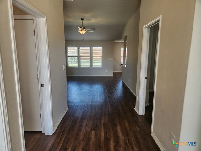 2320 Petersburg Lane, Temple, TX 76504