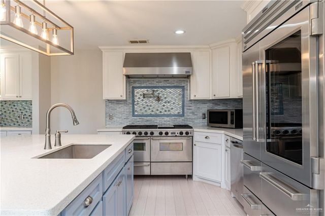 408 S Rose Ellen Circle, Mcallen, TX 78501