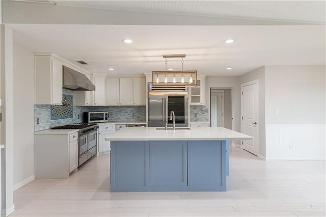 408 S Rose Ellen Circle, Mcallen, TX 78501