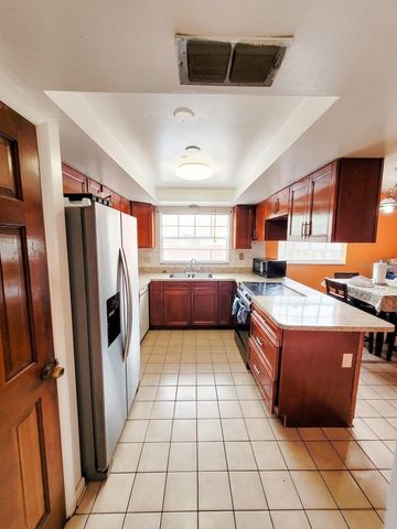 5891 SIR HENRY ROAD, Orlando, FL 32808