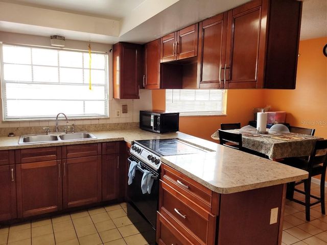 5891 SIR HENRY ROAD, Orlando, FL 32808