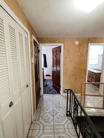 5891 SIR HENRY ROAD, Orlando, FL 32808