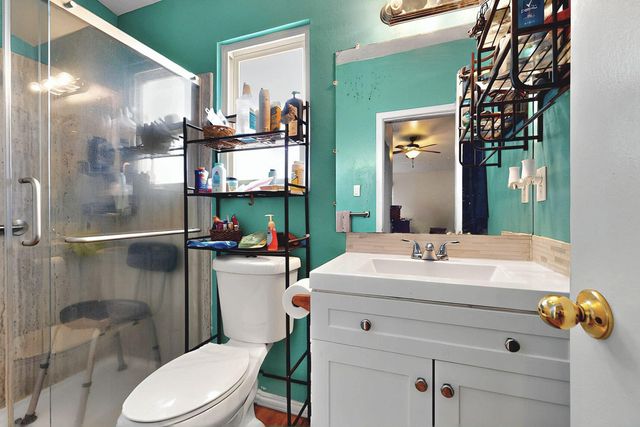 2040 Gomez Drive SW, Los Lunas, NM 87031