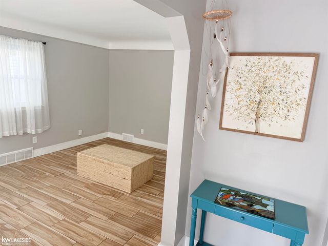 22118 Firwood Avenue, Eastpointe, MI 48021