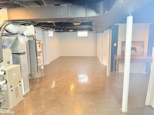 22118 Firwood Avenue, Eastpointe, MI 48021