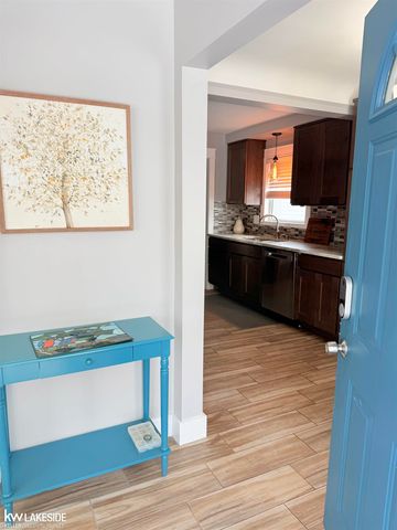 22118 Firwood Avenue, Eastpointe, MI 48021