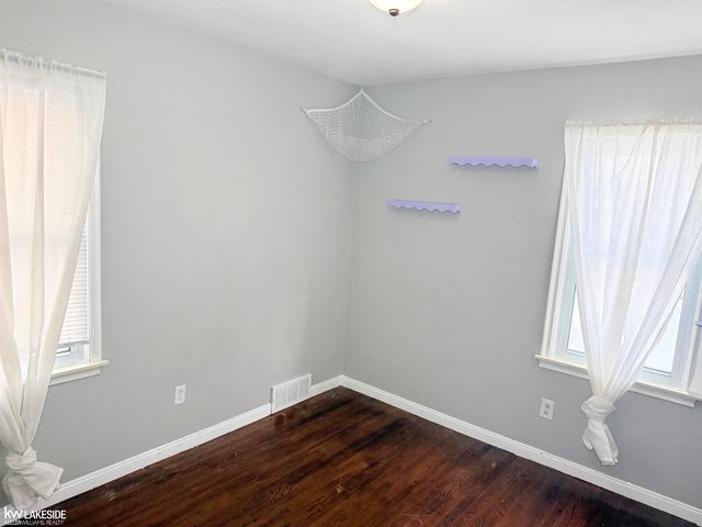 22118 Firwood Avenue, Eastpointe, MI 48021