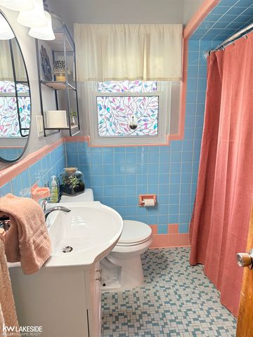 22118 Firwood Avenue, Eastpointe, MI 48021