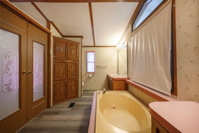 333 Private Road 1520, Bridgeport, TX 76426