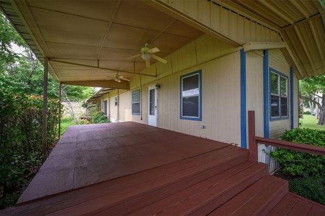 333 Private Road 1520, Bridgeport, TX 76426