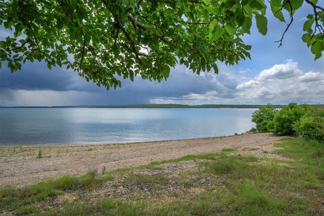 333 Private Road 1520, Bridgeport, TX 76426