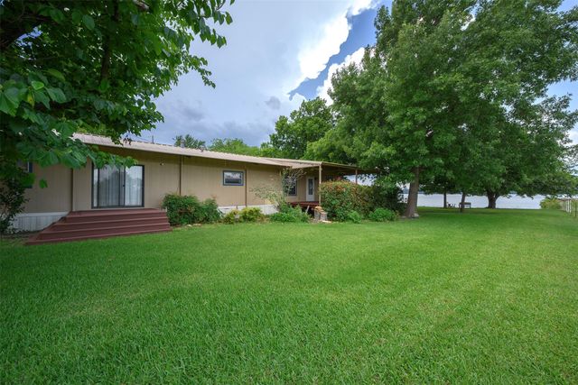 333 Private Road 1520, Bridgeport, TX 76426