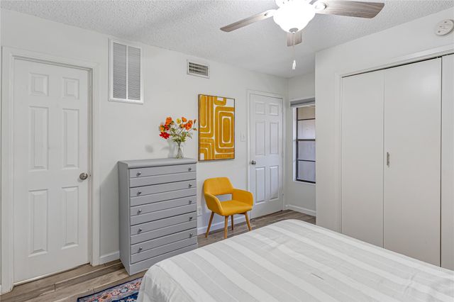 12900 Walden Road 502E, Montgomery, TX 77356