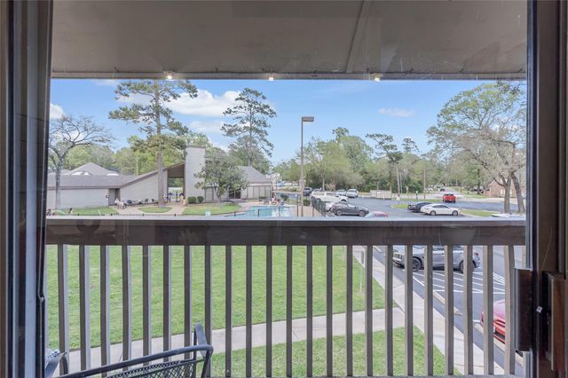 12900 Walden Road 502E, Montgomery, TX 77356