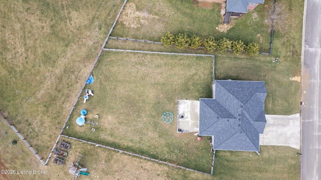 34 Wills Way, Taylorsville, KY 40071