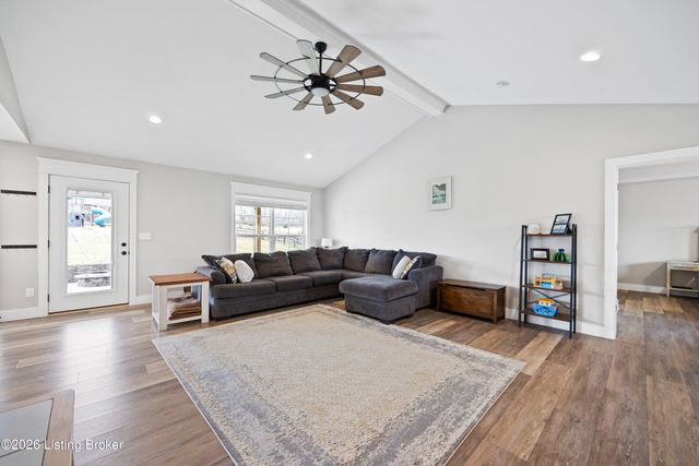 34 Wills Way, Taylorsville, KY 40071