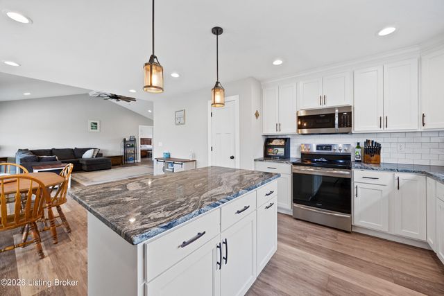 34 Wills Way, Taylorsville, KY 40071