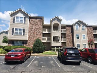 2713-9 Preston Woods Lane 9, Fayetteville, NC 28304