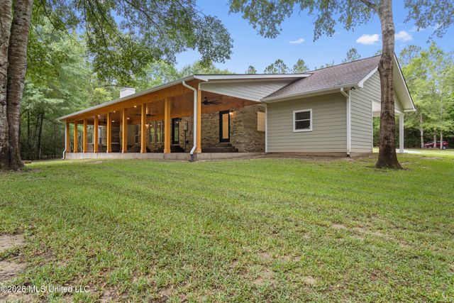 16116 Hemlock Avenue, Vancleave, MS 39565