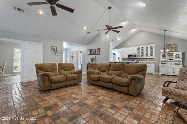 16116 Hemlock Avenue, Vancleave, MS 39565